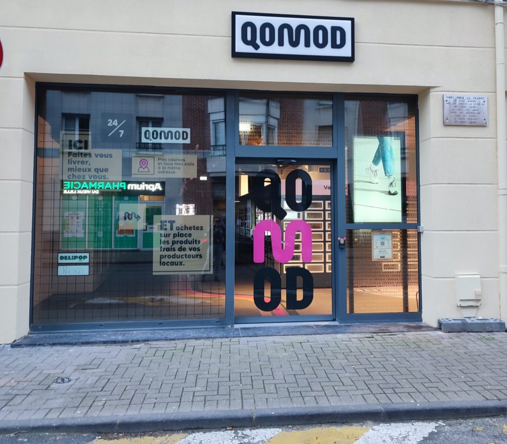 Qomod et La boutique, Lille, rue Saint Sébastien