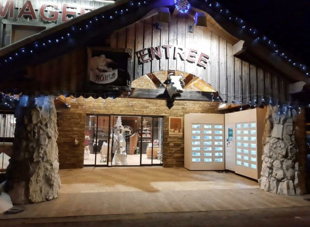 photo de la boutique la fromagerie du doubs avec les casiers connectés