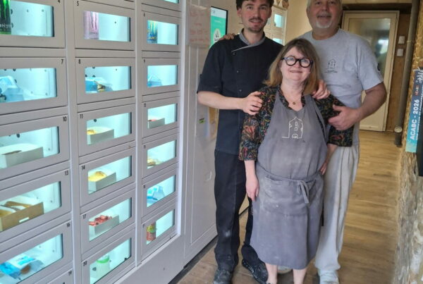 La famille Gauthier dans leur boulangerie connecté
