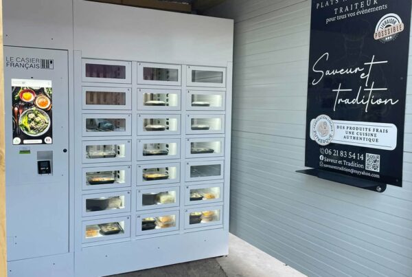 Distributeur automatique Le Casier Français qui vend des plats traiteur